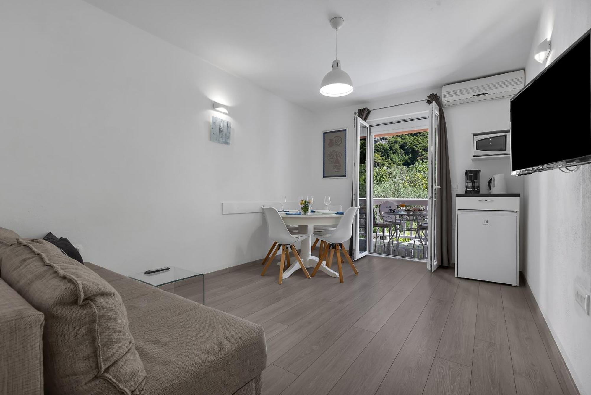 Apartments Villa Katarina Tučepi Habitación foto